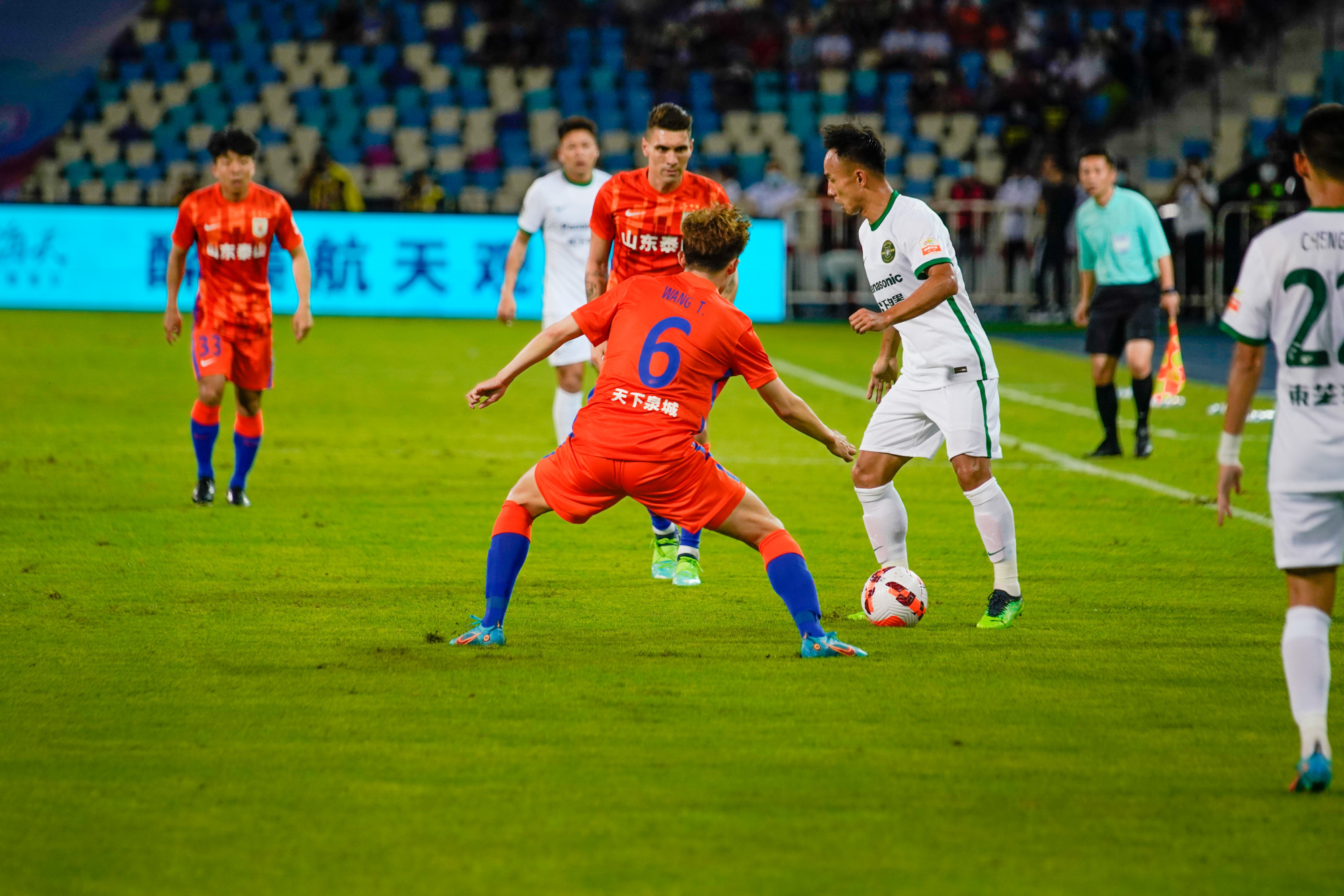 近50年第二人！杰伦·约翰逊近5场合砍150分69篮板54助攻（半世纪仅次一人！杰伦·约翰逊近5战轰下150分69板54助）