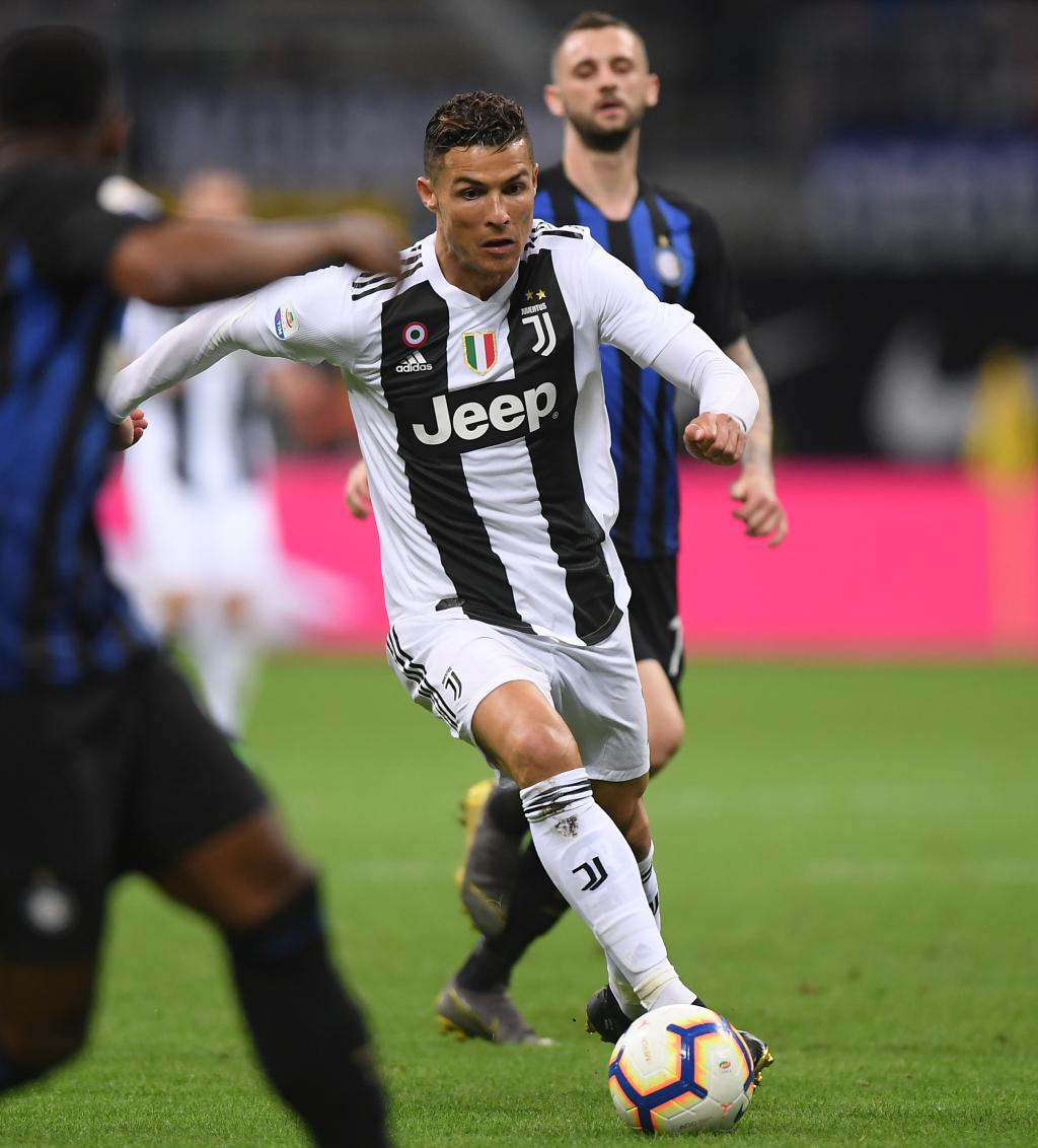 德天空：费内巴切想在冬窗引进莱万，但被莱万拒绝了