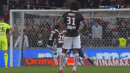 挑战我的足球审美，又值得去参考和对标（颠覆我的足球审美，却是可借鉴的标杆）