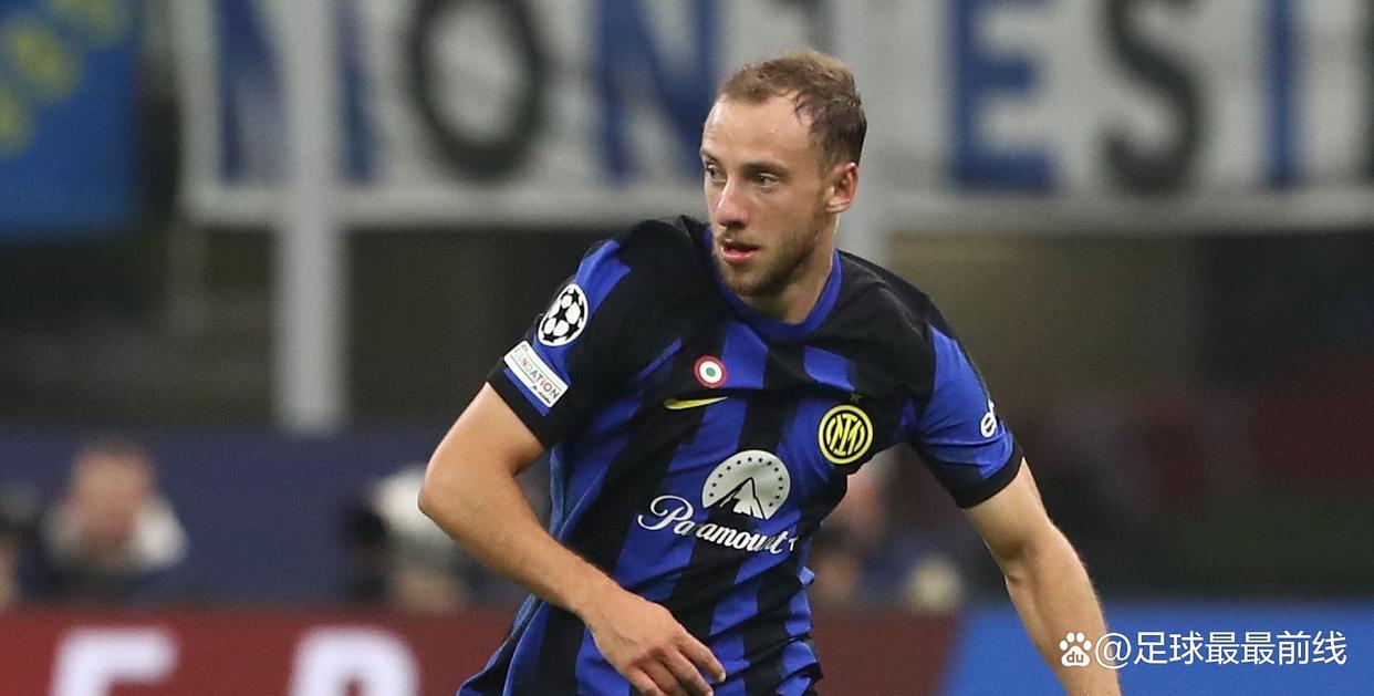 国际米兰攻守俱佳领跑意甲（国际米兰攻防均衡稳居意甲榜首）