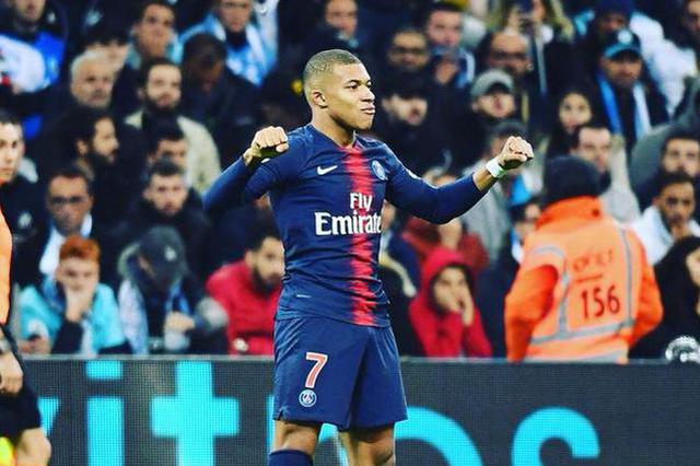 25球超越凯恩，姆巴佩是本赛季俱乐部进球最多的五大联赛球员（姆巴佩25球反超凯恩，登顶本赛季五大联赛俱乐部射手榜）