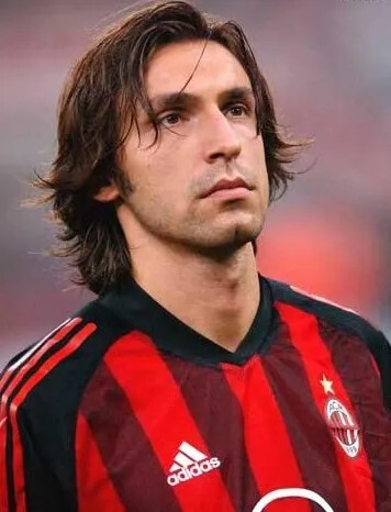 替补未出场，姆巴佩上一次欧冠比赛没出场也是对阵曼城（连续两次欧冠遇曼城，姆巴佩皆替补未出场）