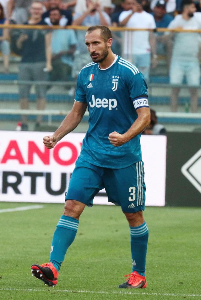 特别的缘分！瓦科与法比奥同年同月同日生，将争夺中超金靴（同日生的对手！瓦科与法比奥将上演中超金靴之争）