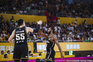 NBA每日最佳：约基奇28分准三双，詹姆斯贡献赛季新高29分（NBA今日之星：约基奇28分准三双，詹姆斯轰赛季最高29分）