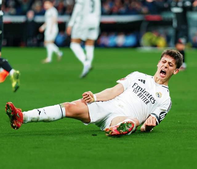 弗鲁米嫩塞官方：蒂亚戈·席尔瓦已正式完成解约手续（弗鲁米嫩塞官宣：蒂亚戈·席尔瓦已完成解约手续）