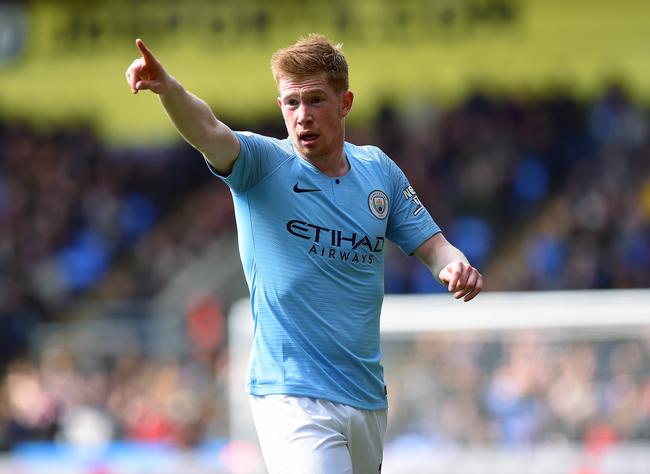 镜报：买安德森要1亿-1.2亿镑，曼联可能通过出售5人筹集资金（《镜报》：安德森身价1亿至1.2亿英镑，曼联或卖五将筹资）